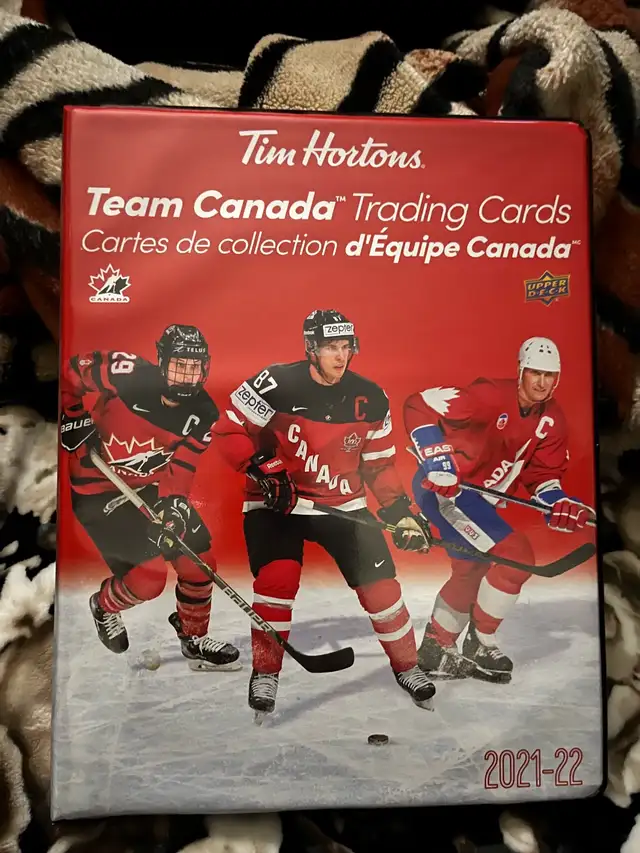 Tim Horton hockey cards