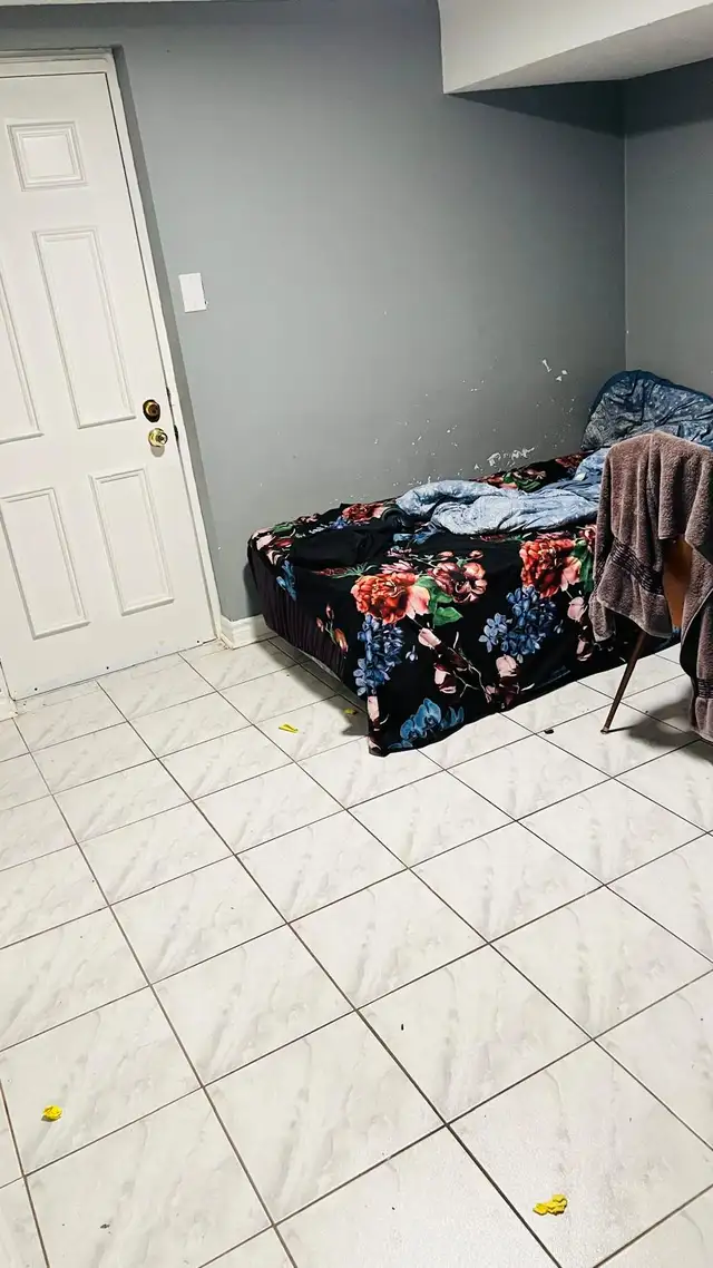 Room for rent available from Nov 1st