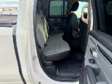 2019 Ram 1500 Big Horn 4x4 HEMI - ONLY 103K - 6'4 Box - Photo 12
