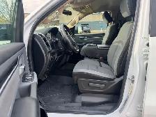 2019 Ram 1500 Big Horn 4x4 HEMI - ONLY 103K - 6'4 Box - Photo 13