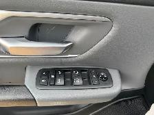 2019 Ram 1500 Big Horn 4x4 HEMI - ONLY 103K - 6'4 Box - Photo 14