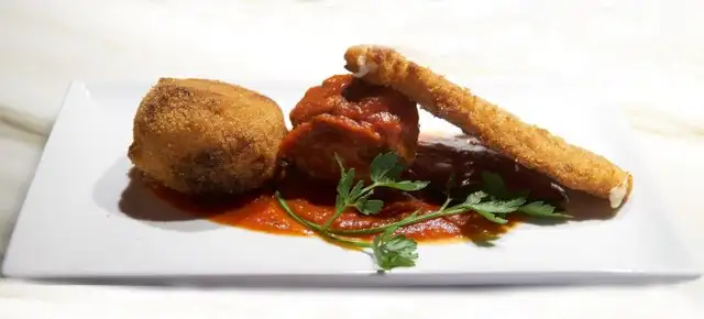 Cuisinier à temps plein pour resto italien à Laval