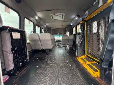 2014 Ford Econoline Commercial Cutaway E-350 - 96K MILES - Power - Photo 9