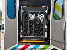 2014 Ford Econoline Commercial Cutaway E-350 - 96K MILES - Power - Photo 10