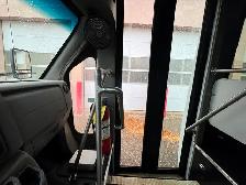 2014 Ford Econoline Commercial Cutaway E-350 - 96K MILES - Power - Photo 15