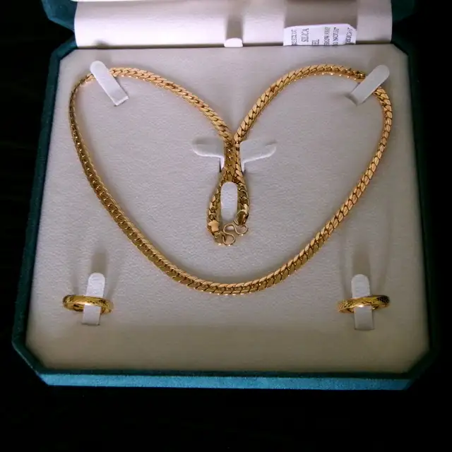 North York - 2 GP Rings & 1 GP Necklace for C$840.00   Gift!