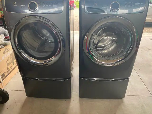 Electrolux Washer/ Electric Dryer Set