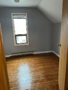 Tenanted 4-bed house on a double lot in Emerson MB, 124,900 - Photo 5