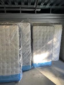 Showroom mattress sale - Photo 2