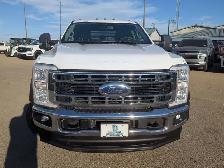 2024 Ford F-550 XLT 6.7L V8 Diesel/11.5 Deck/Dually/Touch Media - Photo 3