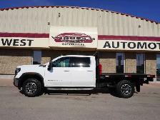 2024 GMC Sierra 3500HD CREW CAB 4X4/POWER CHAIR/REMOTE START - Photo 3