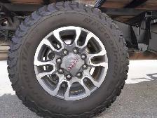 2024 GMC Sierra 3500HD CREW CAB 4X4/POWER CHAIR/REMOTE START - Photo 45