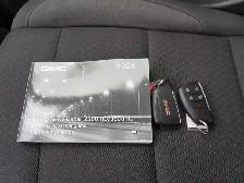 2024 GMC Sierra 3500HD CREW CAB 4X4/POWER CHAIR/REMOTE START - Photo 46