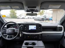 2024 Ford F-350 GODZILLA 7.3L/LOW KMS/REMOTE START/BACKUP CAMERA - Photo 2