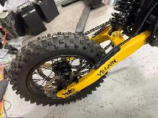 Heybike Villain E-Dirt Bike — Open Box, Yellow (Peterborough) - Photo 7
