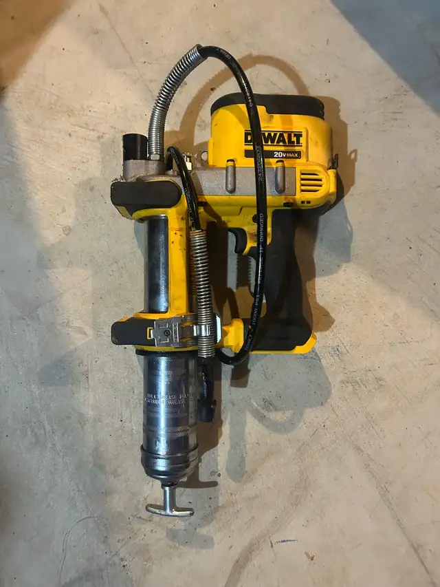Dewalt 20v Max Cordless Grease Gun