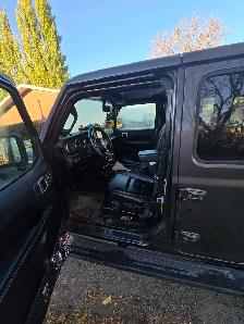 2020 Jeep Wrangler Sahara - Photo 6