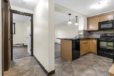 One Bedroom Apartment in Windsor Park - Photo 3