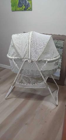 Collapsible Travel Bassinet