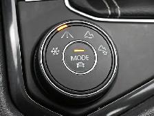 2024 Volkswagen Tiguan TRENDLINE 4MOTION Push Button Start, Appl - Photo 8