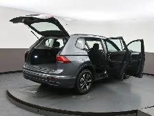 2024 Volkswagen Tiguan TRENDLINE 4MOTION Push Button Start, Appl - Photo 54