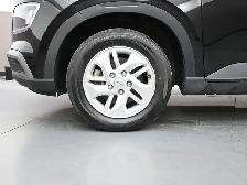 2024 Hyundai Venue Preferred Heated Seats/Wheel, Apple/Android, - Photo 4
