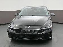 2024 Hyundai Elantra LUXURY Leather, Sunroof, Heated Seats/Wheel - Photo 2
