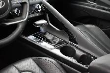 2024 Hyundai Elantra LUXURY Leather, Sunroof, Heated Seats/Wheel - Photo 8