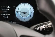 2024 Hyundai Elantra LUXURY Leather, Sunroof, Heated Seats/Wheel - Photo 15