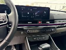 2025 Kia Carnival - Photo 24