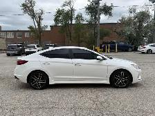 2019 Hyundai ELANTRA Sport l DCT l 1.6T l FWD l 201HP l 4Cyl l A - Photo 7