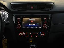 2019 Nissan Rogue | CAR-PLAY | BLIND SPOT | BACK-UP | HTD SEATS - Photo 11