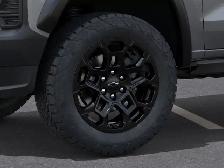 2026 Chevrolet Colorado 4WD Trail Boss Crew Cab Short Box 4-Whee - Photo 9