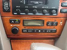2000 Lexus ES 300 - Photo 10