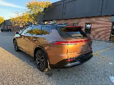 2025 Toyota Crown Signia Limited AWD, ADVANCE TECHNOLOGY PACKAGE - Photo 5