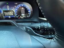 2025 Toyota Crown Signia Limited AWD, ADVANCE TECHNOLOGY PACKAGE - Photo 18