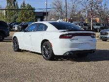 2023 Dodge Charger SXT - Photo 4