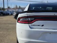 2023 Dodge Charger SXT - Photo 13