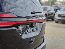 2027 Chrysler Pacifica Limited - Photo 15
