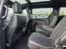2027 Chrysler Pacifica Limited - Photo 21