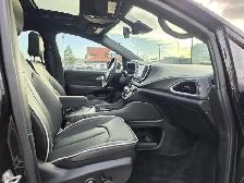 2027 Chrysler Pacifica Limited - Photo 23