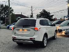 2015 Mitsubishi Outlander 4WD 4dr ES - Photo 4