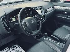 2015 Mitsubishi Outlander 4WD 4dr ES - Photo 6
