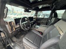 2024 GMC HUMMER EV SUV 2X - Photo 16