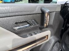 2024 GMC HUMMER EV SUV 2X - Photo 19