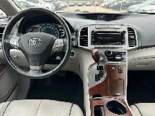2010 Toyota Venza AWD :Backup Cam, Sunroof, Bluetooth - Photo 8