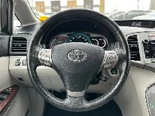 2010 Toyota Venza AWD :Backup Cam, Sunroof, Bluetooth - Photo 9
