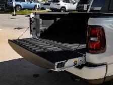 2025 Ram 1500 Laramie - Photo 9