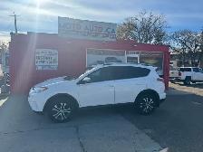 2017 Toyota RAV4 LE - Photo 2