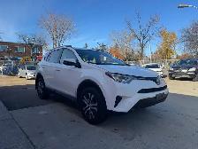 2017 Toyota RAV4 LE - Photo 4